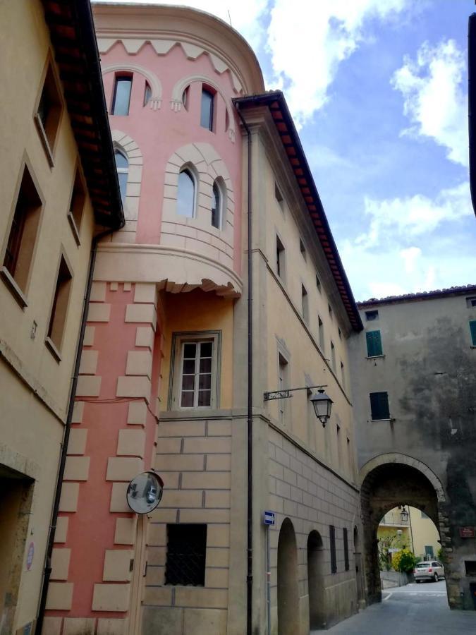 Mansarda Con Solarium Panoramico Su Centro Storico Di Sarteano Vicino Alle Famose Terme Della Val D'Orcia Apartman Kültér fotó